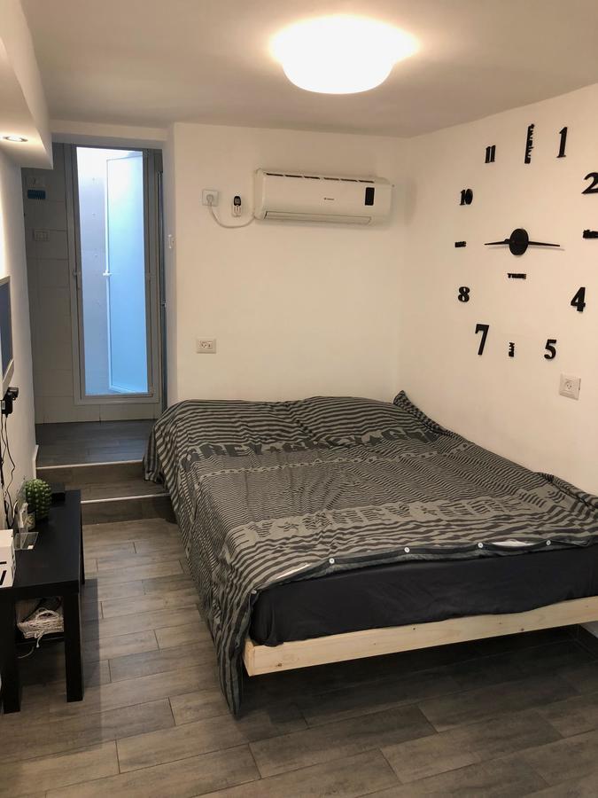 Stunning Studio By The Beach Tel Aviv Exterior photo