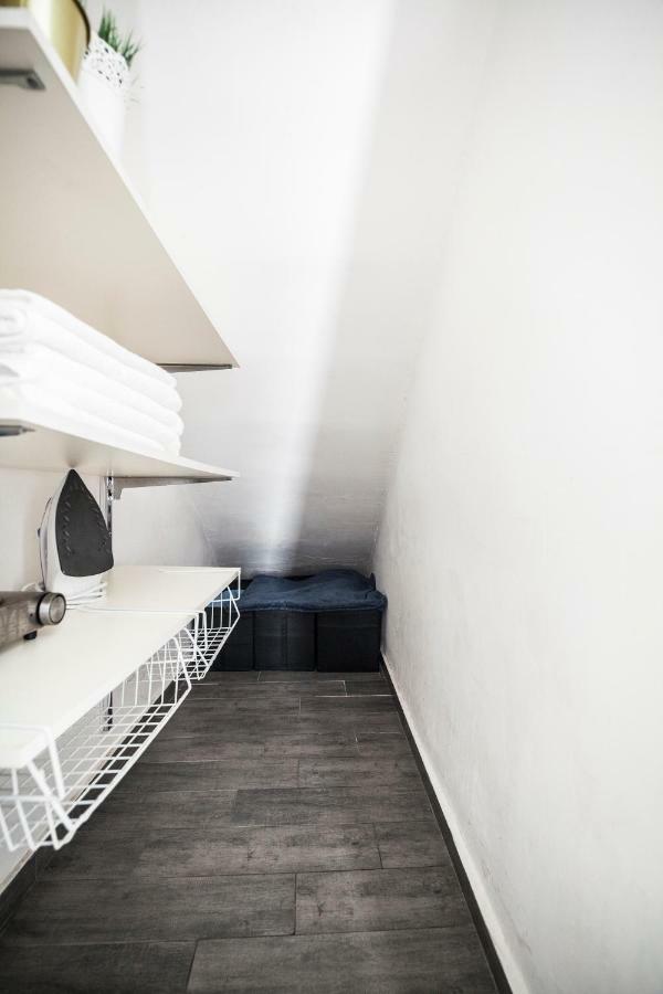 Stunning Studio By The Beach Tel Aviv Exterior photo